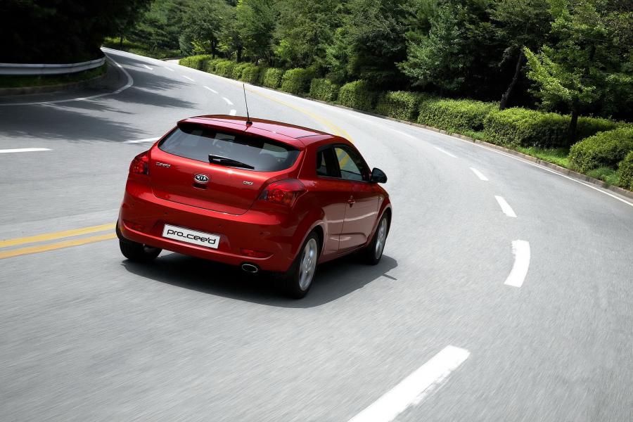  Kia pro_cee&rsquo;d 2008 года  (фото 156 из 182)